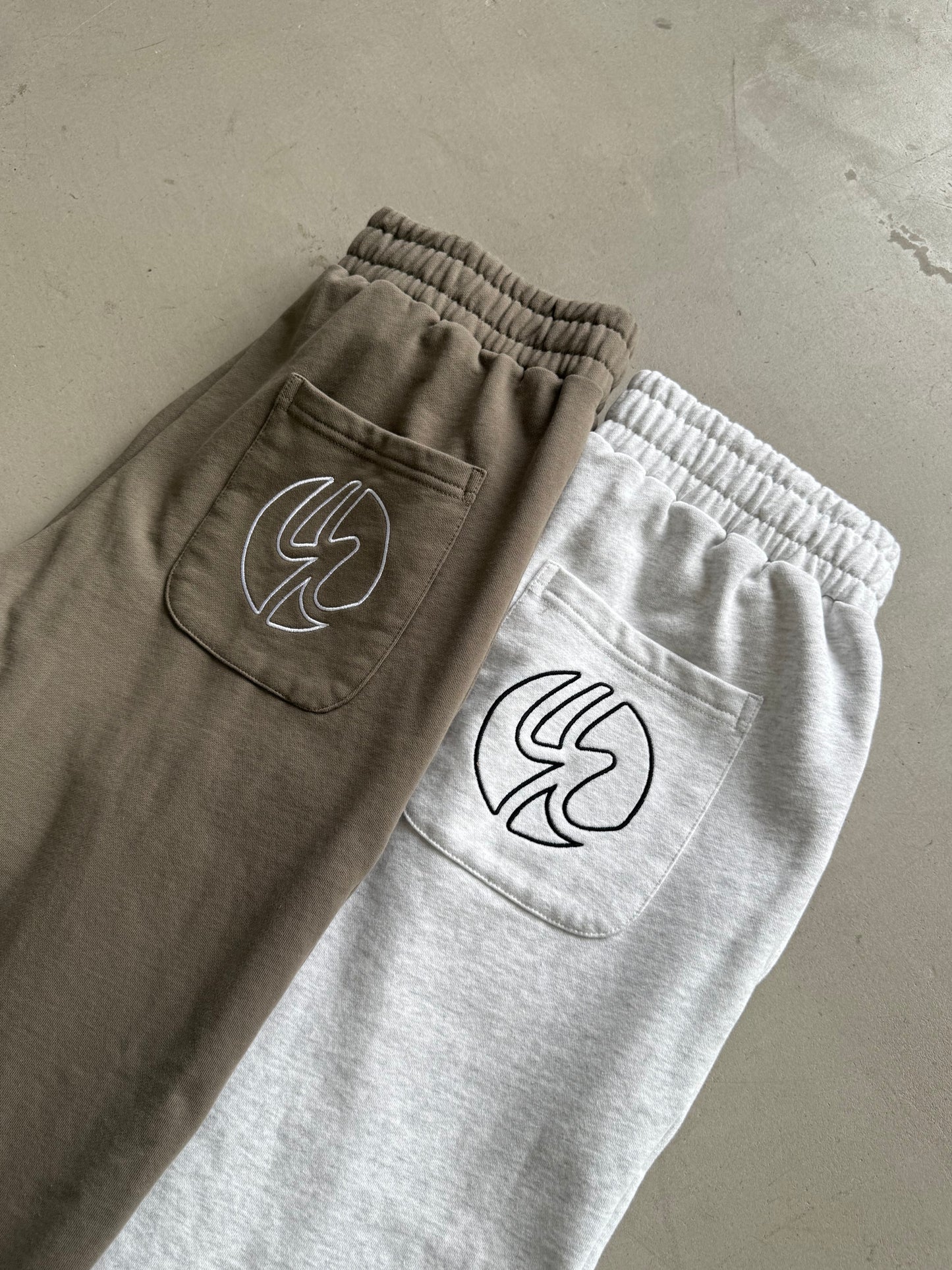 EVRYDAY SWEATS | OLIVE